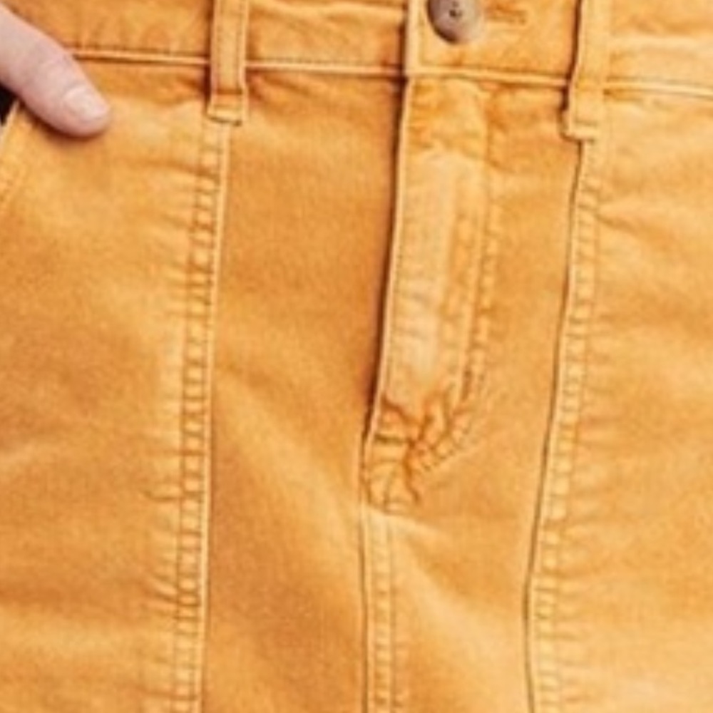 American eagle gold corduroy mini skirt size 6
